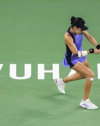  女子网坛新生代崛起，高芙与萨巴伦卡会师半决赛  