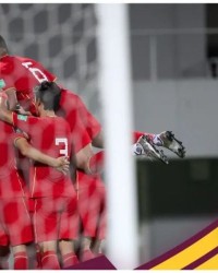  国足世预赛力克劲旅，晋级希望重燃  