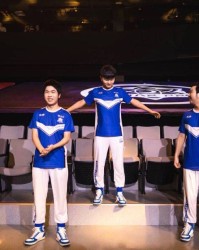  电竞俱乐部重金引援补强阵容