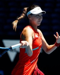  发球测速仪刷新纪录，萨弗林卡轰出二百一十公里极速  