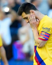  巴塞罗那爆冷负于保级队，卫冕之路遇阻  