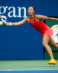  中国金花郑钦文突破，首进大满贯八强