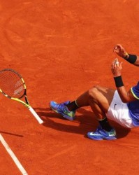  纳达尔红土封王，法网十冠创历史