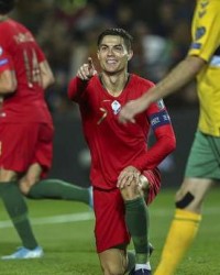  阿根廷联赛射手榜竞争白热化