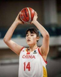  女篮联赛崛起，巾帼英姿不让须眉