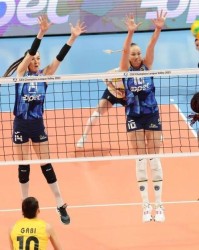  贝雷蒂尼发球上网，鹿特丹站打破冠军荒